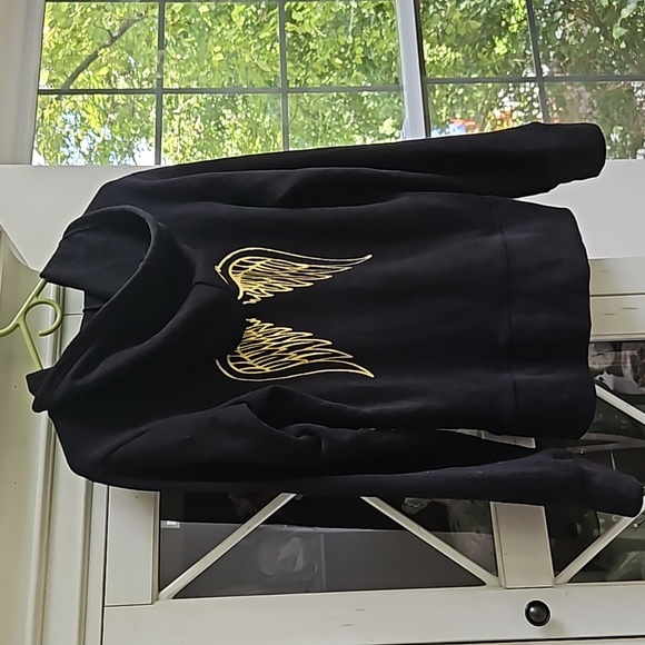Rue21 Angel Wings Faith Zip-Up Hoodie - Picture 2 of 4
